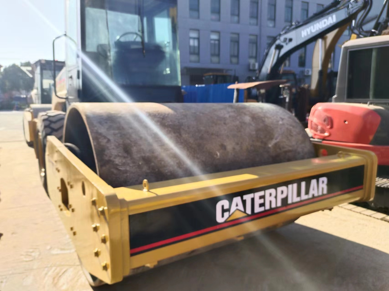CATERPILLAR CS683E - مدماج: صور 3 CATERPILLAR CS683E - مدماج: صور 3