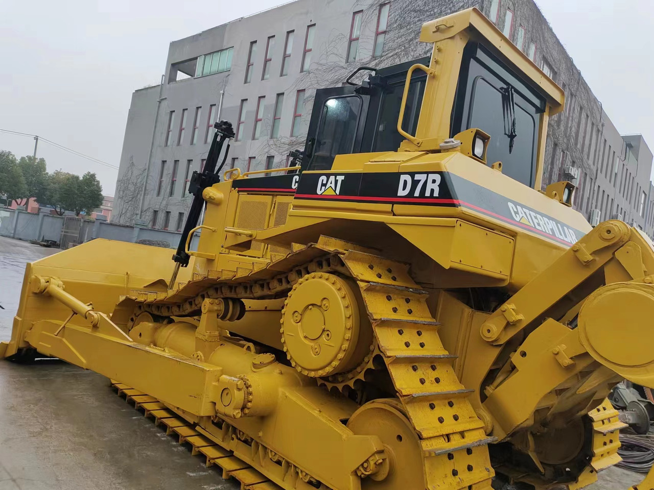 CATERPILLAR D7R - بلدوزر: صور 3 CATERPILLAR D7R - بلدوزر: صور 3