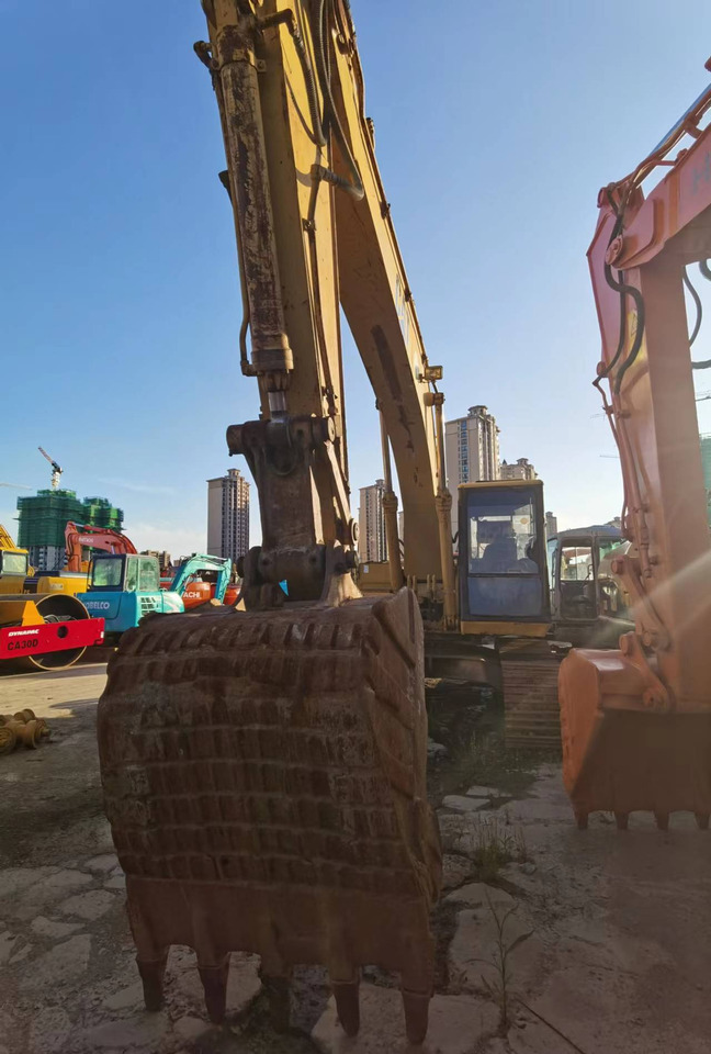 CATERPILLAR E200B - حفارات زحافة: صور 2 CATERPILLAR E200B - حفارات زحافة: صور 2