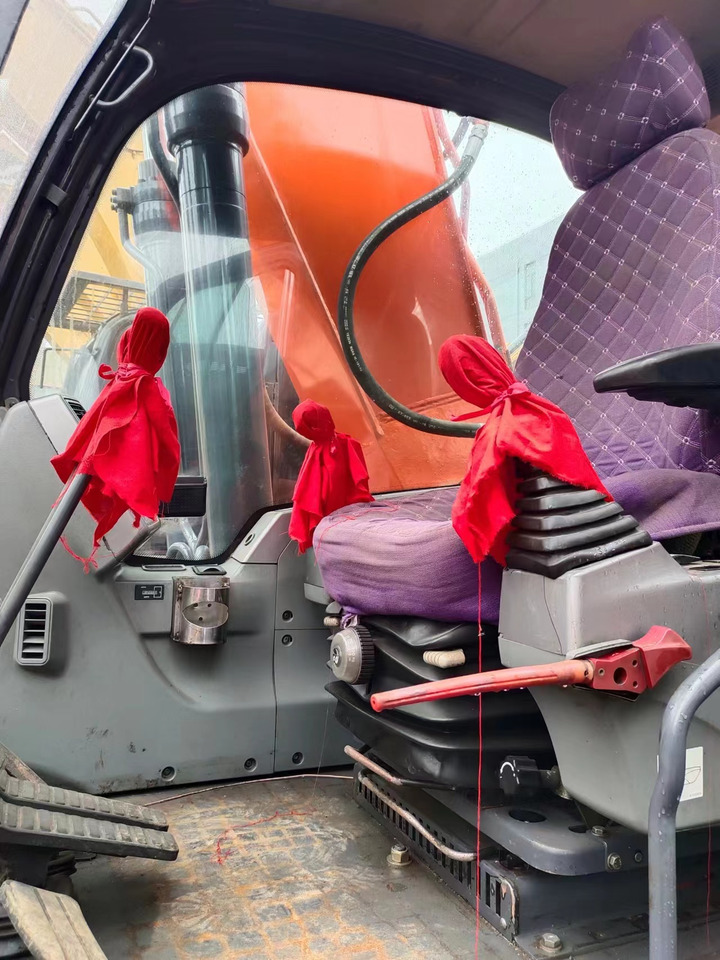 DOOSAN DX225LC - حفارات زحافة: صور 3 DOOSAN DX225LC - حفارات زحافة: صور 3