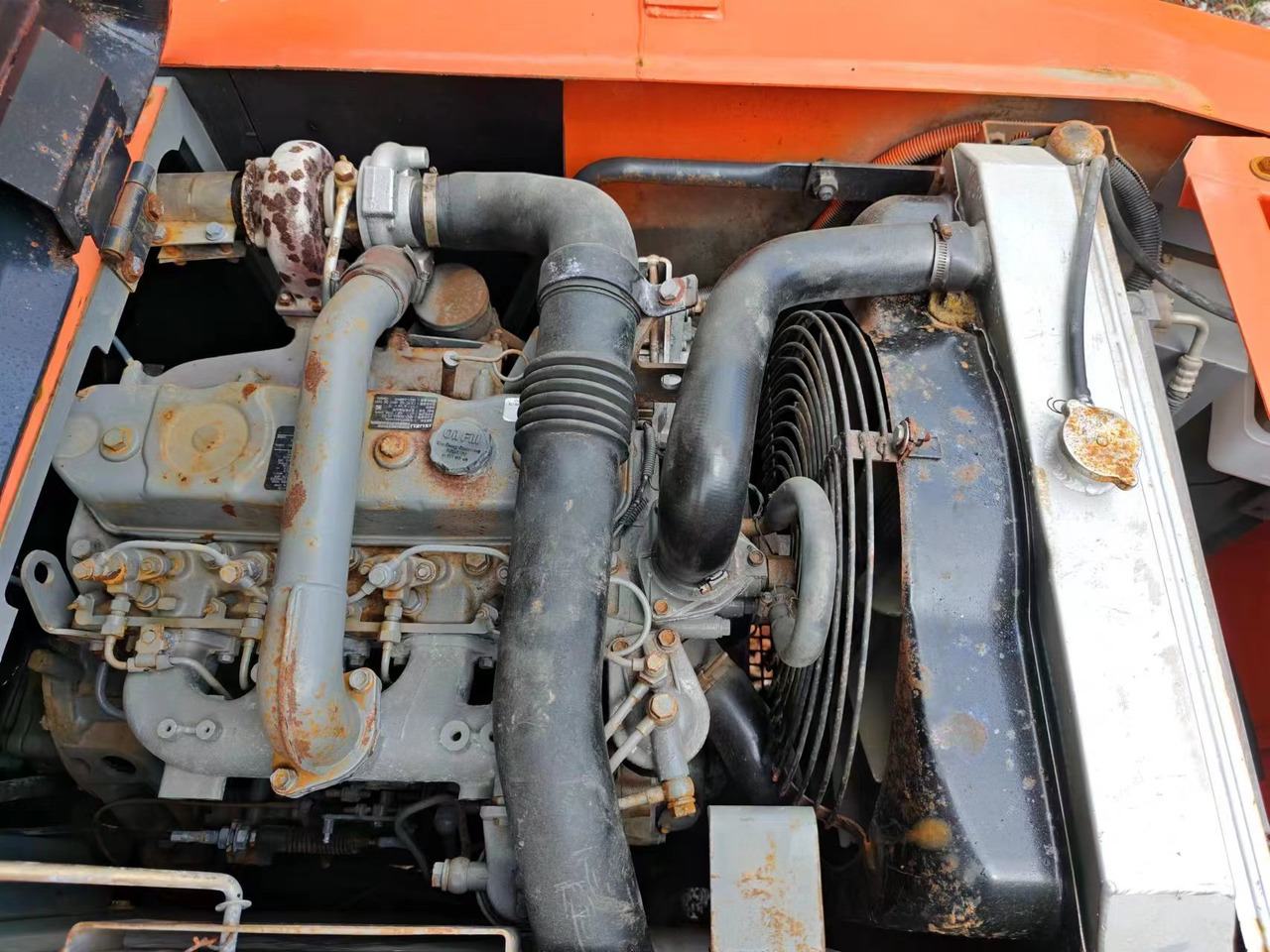 HITACHI EX120-5 - حفارات زحافة: صور 4 HITACHI EX120-5 - حفارات زحافة: صور 4