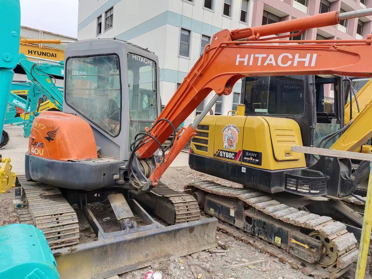 HITACHI ZX40U - حفارة مصغرة: صور 4 HITACHI ZX40U - حفارة مصغرة: صور 4