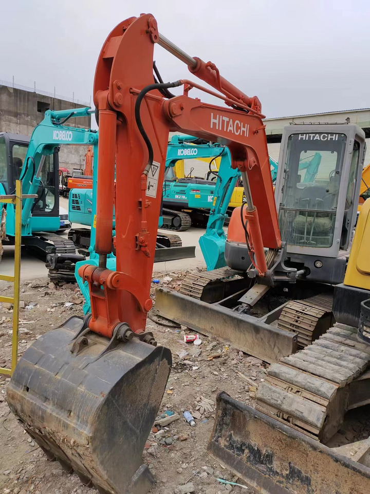 HITACHI ZX40U - حفارة مصغرة: صور 2 HITACHI ZX40U - حفارة مصغرة: صور 2