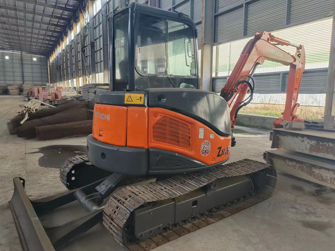 HITACHI ZX50U mini digger ZX55 ZX60 ZX70 small excavator - حفارة مصغرة: صور 3 HITACHI ZX50U mini digger ZX55 ZX60 ZX70 small excavator - حفارة مصغرة: صور 3