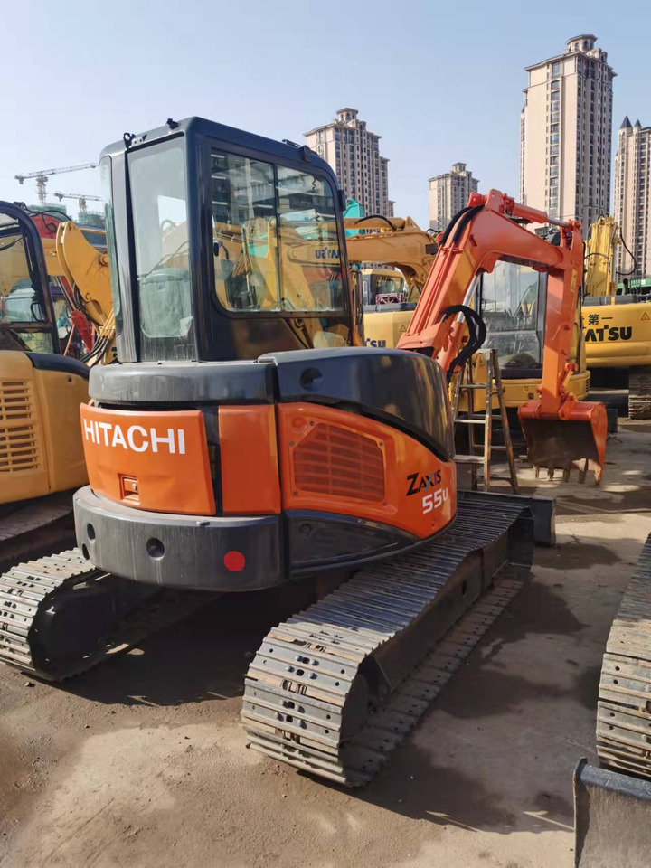 HITACHI ZX55 - حفارة مصغرة: صور 3 HITACHI ZX55 - حفارة مصغرة: صور 3