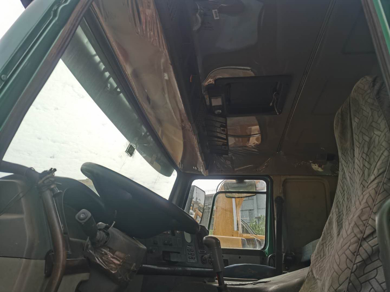 شاحنة جرار HOWO truck: صور 8