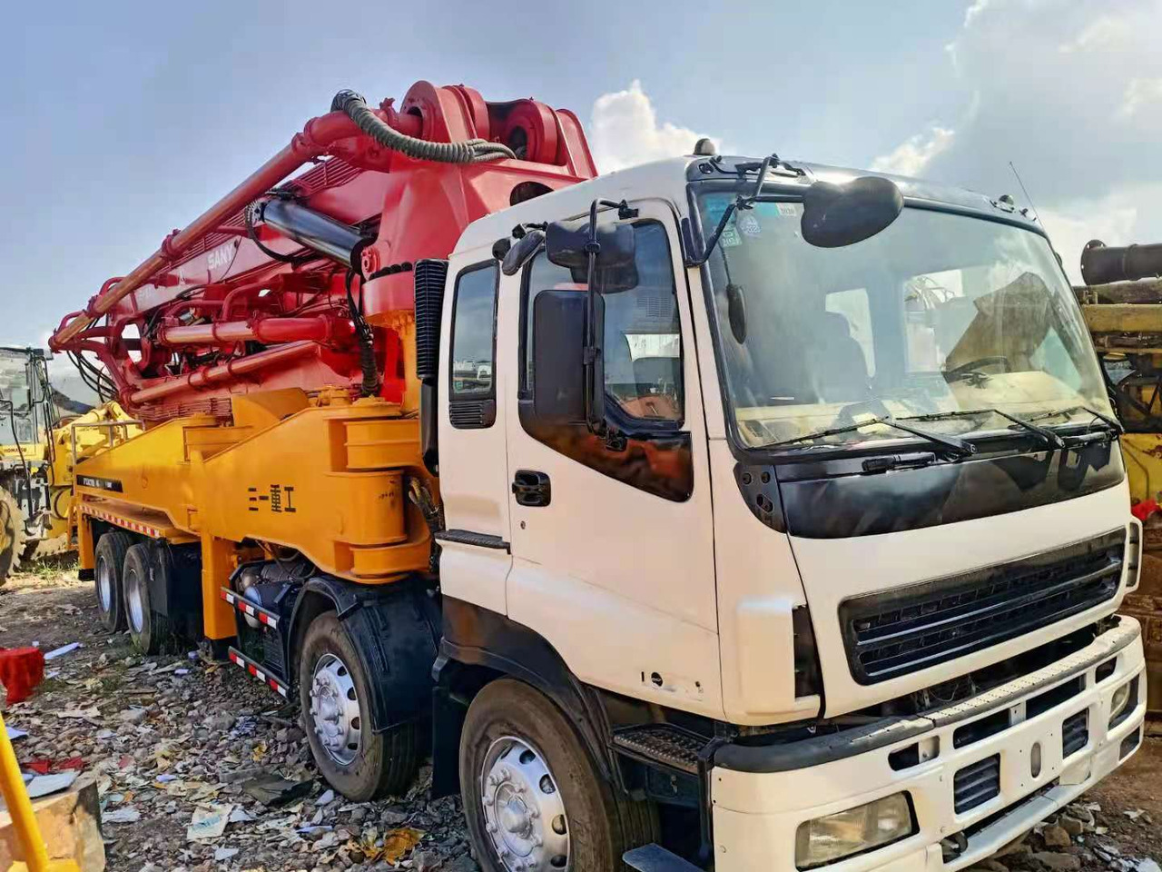 ISUZU 48M - مضخة خرسانة: صور 2 ISUZU 48M - مضخة خرسانة: صور 2
