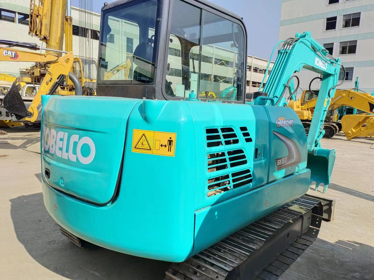 KOBELCO SK60-8 - حفارة مصغرة: صور 2 KOBELCO SK60-8 - حفارة مصغرة: صور 2