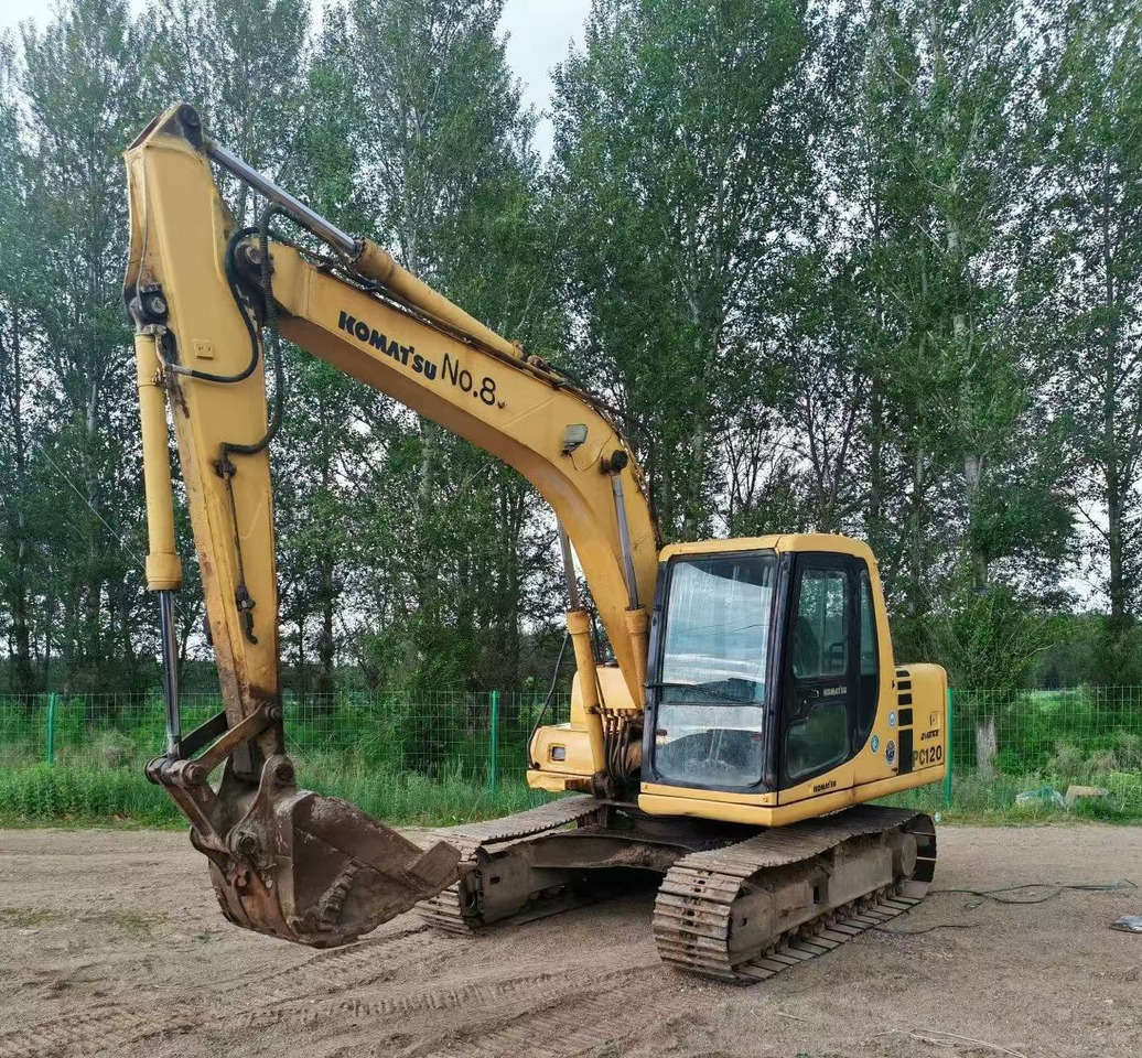 KOMATSU PC120-6 - حفارات زحافة: صور 1 KOMATSU PC120-6 - حفارات زحافة: صور 1