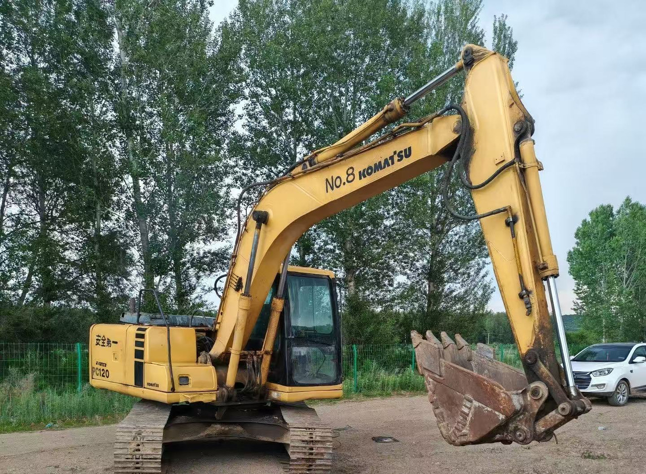 KOMATSU PC120-6 - حفارات زحافة: صور 2 KOMATSU PC120-6 - حفارات زحافة: صور 2