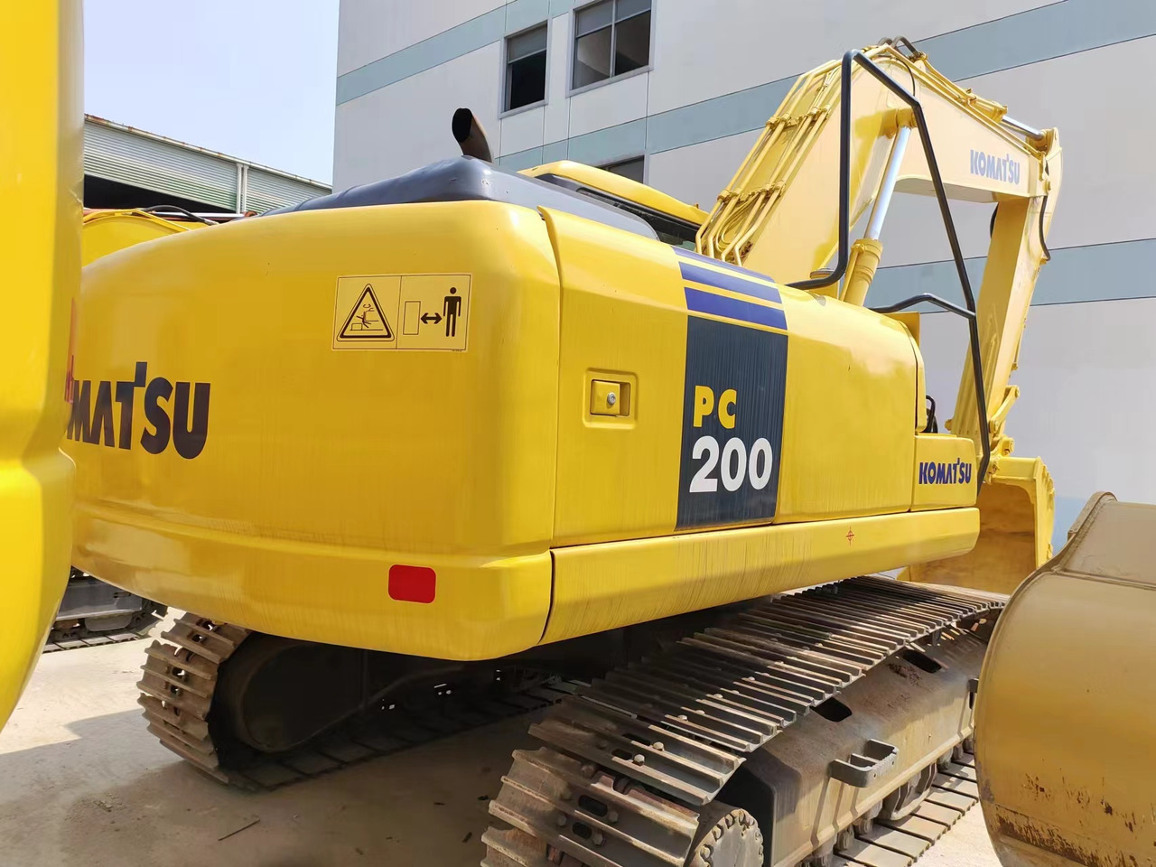 KOMATSU PC200-7 PC200 - حفارات زحافة: صور 2 KOMATSU PC200-7 PC200 - حفارات زحافة: صور 2