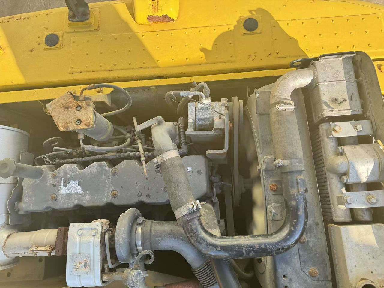 حفارات زحافة KOMATSU PC200-8: صور 7