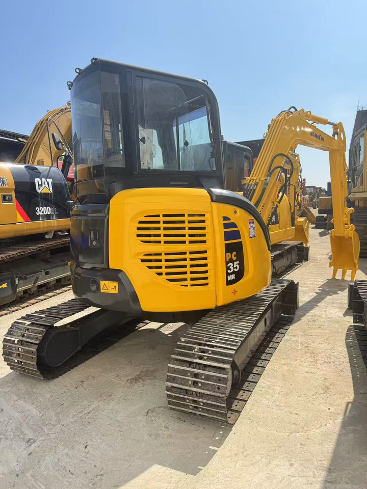 KOMATSU PC35 PC40 PC50 PC55 P60 - حفارة مصغرة: صور 1 KOMATSU PC35 PC40 PC50 PC55 P60 - حفارة مصغرة: صور 1