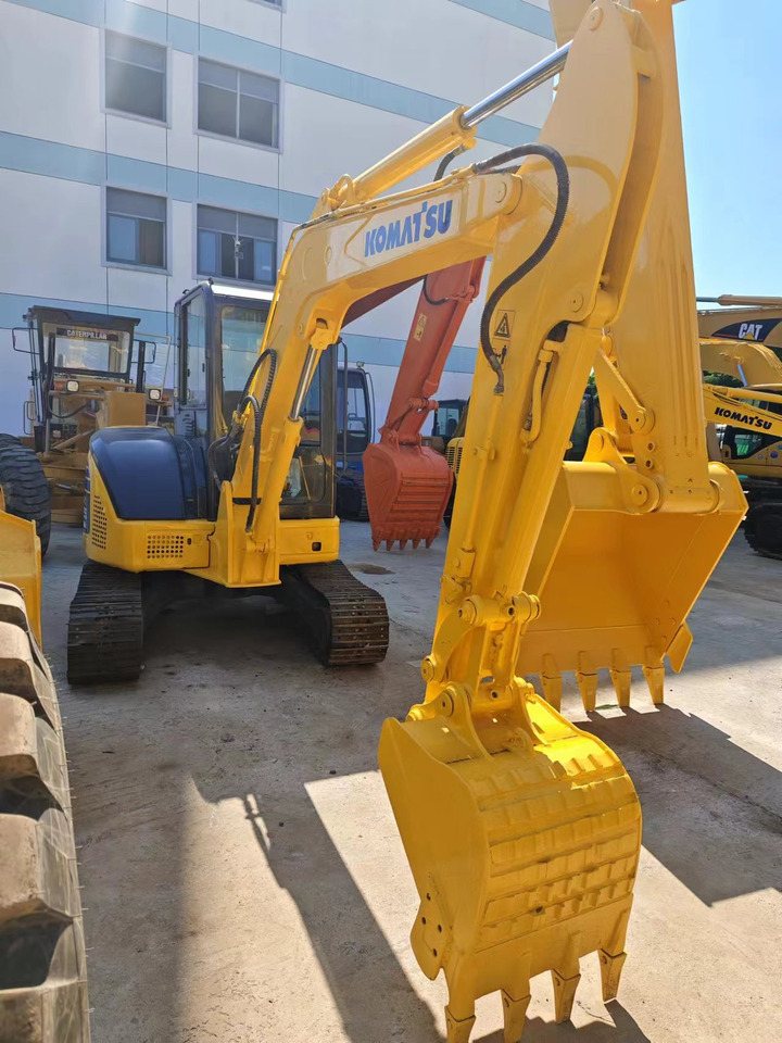 KOMATSU PC55MR - حفارة مصغرة: صور 2 KOMATSU PC55MR - حفارة مصغرة: صور 2