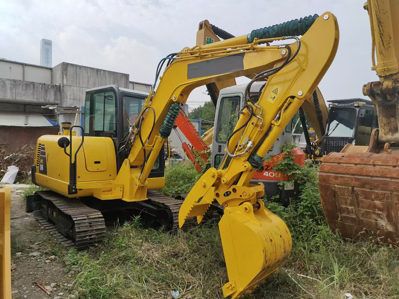 KOMATSU PC56-7 PC56 - حفارة مصغرة: صور 1 KOMATSU PC56-7 PC56 - حفارة مصغرة: صور 1