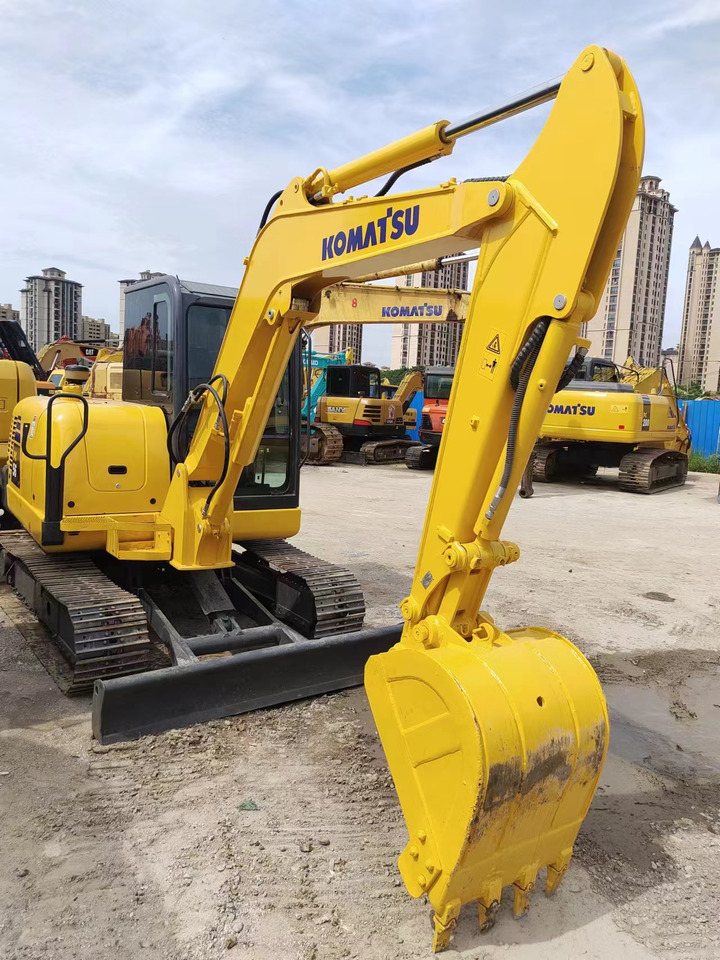 KOMATSU PC56-7 - حفارة مصغرة: صور 5 KOMATSU PC56-7 - حفارة مصغرة: صور 5