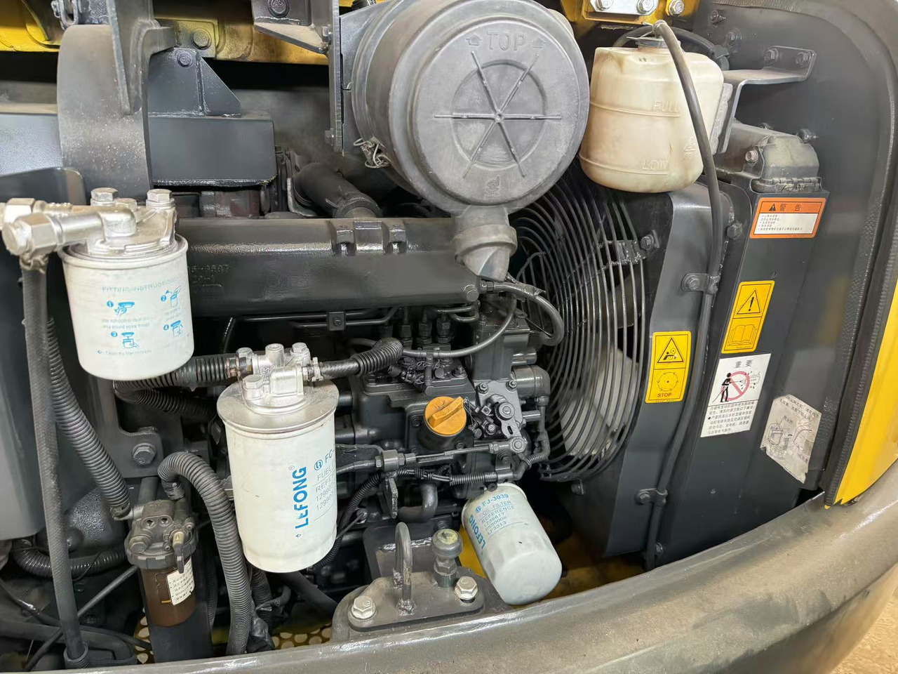 KOMATSU PC58 PC35 PC45 PC55 PC56 PC60 - حفارة مصغرة: صور 4 KOMATSU PC58 PC35 PC45 PC55 PC56 PC60 - حفارة مصغرة: صور 4