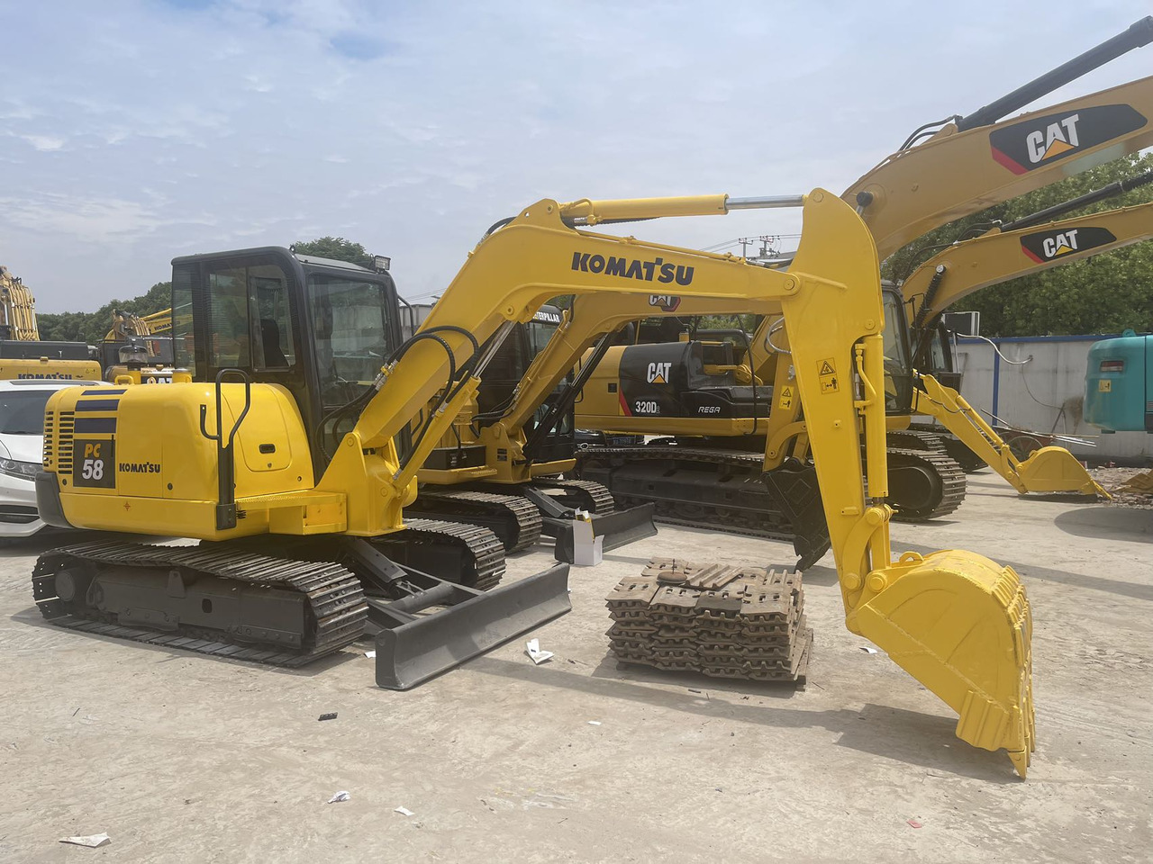 KOMATSU PC58 - حفارة مصغرة: صور 2 KOMATSU PC58 - حفارة مصغرة: صور 2