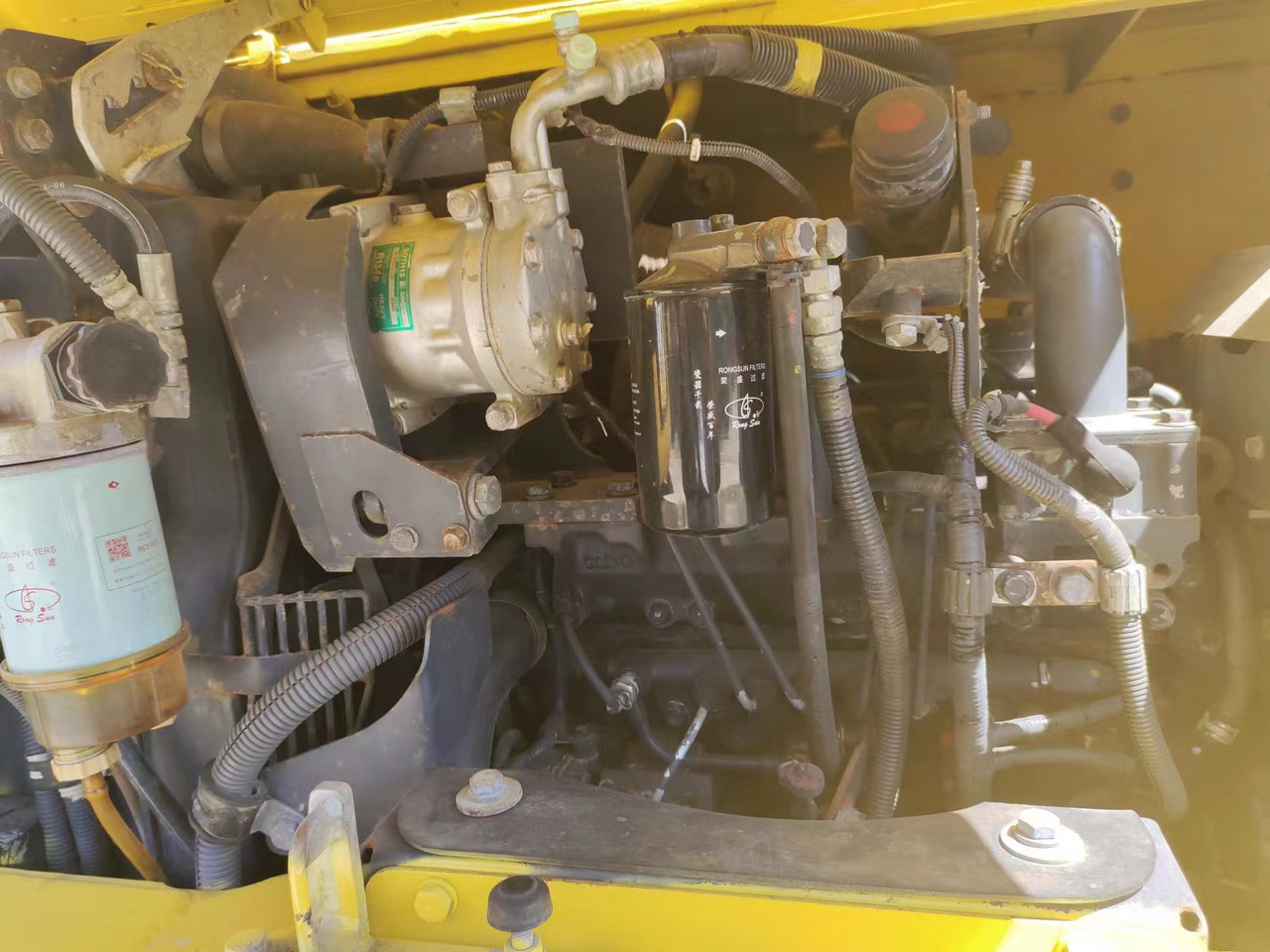 KOMATSU PC70-8 - حفارة مصغرة: صور 4 KOMATSU PC70-8 - حفارة مصغرة: صور 4