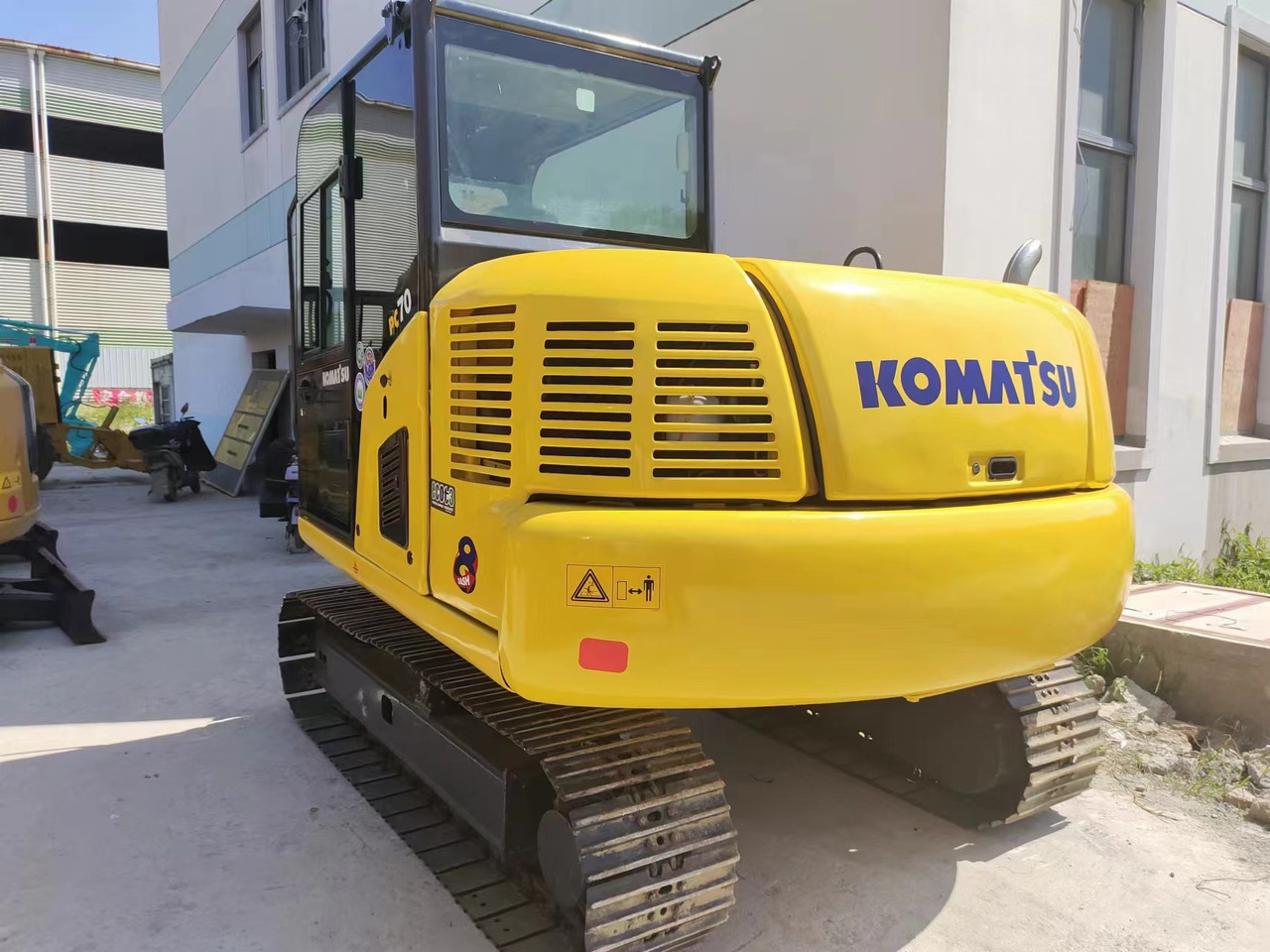 KOMATSU PC70-8 - حفارة مصغرة: صور 1 KOMATSU PC70-8 - حفارة مصغرة: صور 1