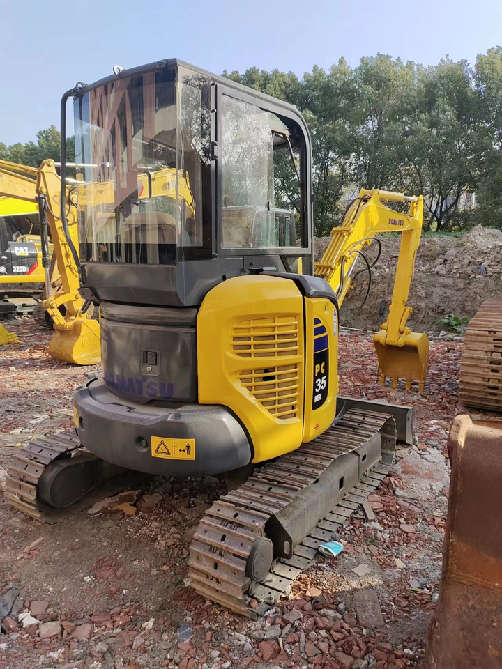 KOMATSU pc35 pc55 pc60 pc70 - حفارة مصغرة: صور 4 KOMATSU pc35 pc55 pc60 pc70 - حفارة مصغرة: صور 4