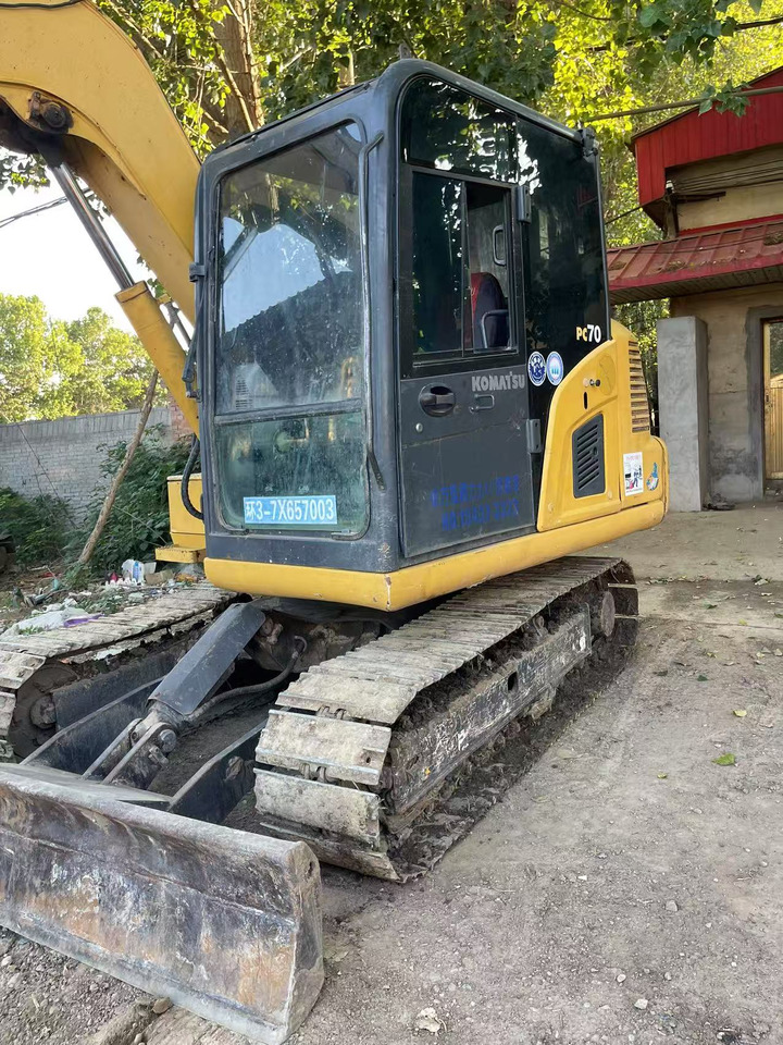 KOMATSU pc70-8 - حفارة مصغرة: صور 2 KOMATSU pc70-8 - حفارة مصغرة: صور 2