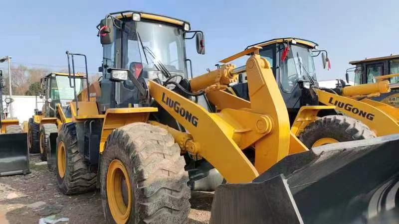 LIUGONG 856H cummins engine - اللودر بعجل: صور 3 LIUGONG 856H cummins engine - اللودر بعجل: صور 3