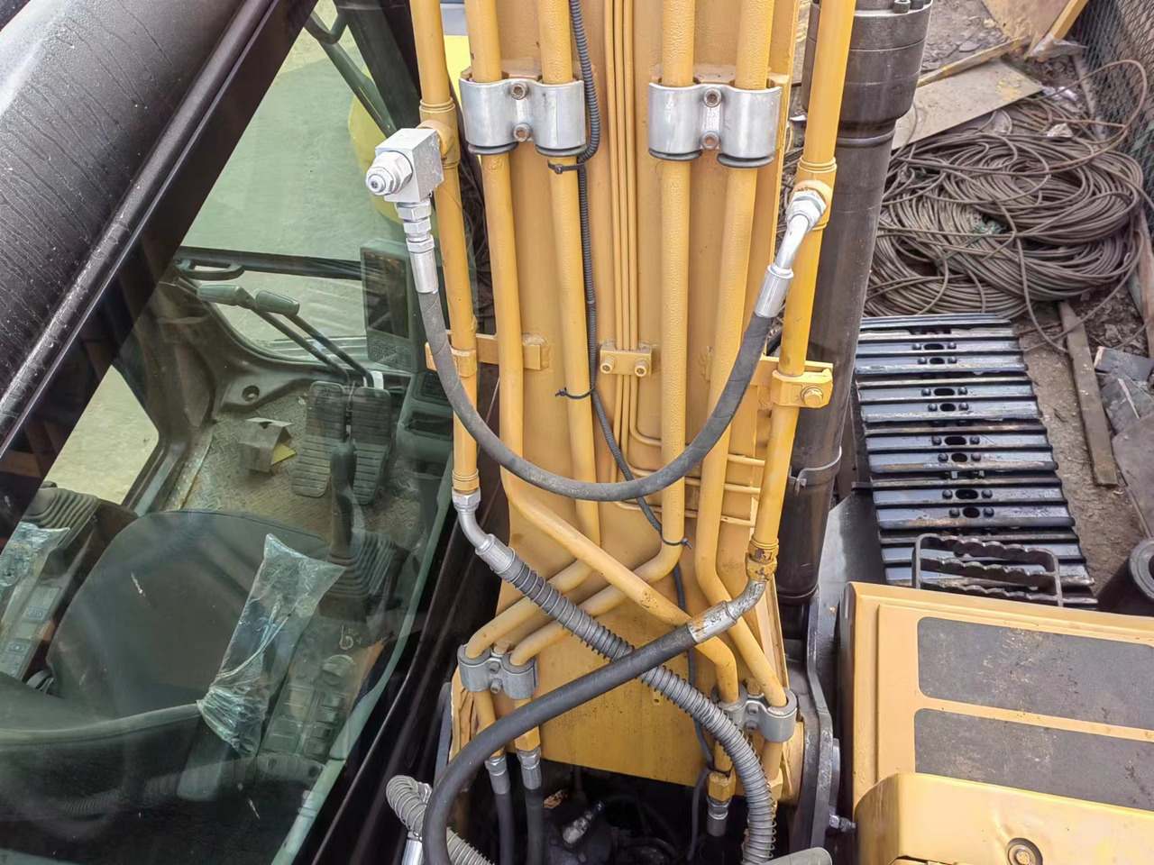 SANY SY135c - حفارات زحافة: صور 3 SANY SY135c - حفارات زحافة: صور 3