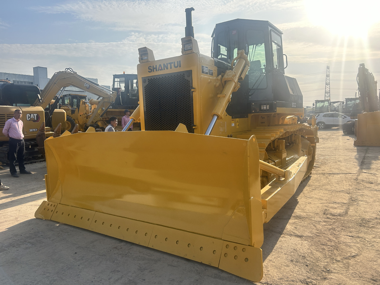 SHANTUI SD22 - بلدوزر: صور 2 SHANTUI SD22 - بلدوزر: صور 2