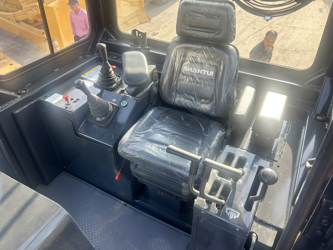 SHANTUI SD22 - بلدوزر: صور 5 SHANTUI SD22 - بلدوزر: صور 5