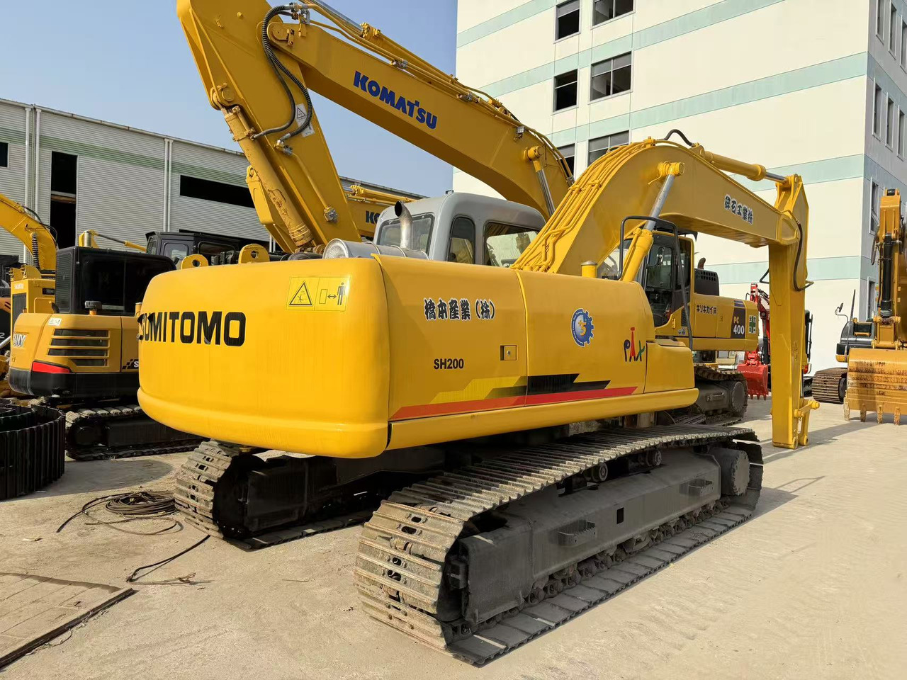 SUMITOMO SH200 - حفارات زحافة: صور 2 SUMITOMO SH200 - حفارات زحافة: صور 2