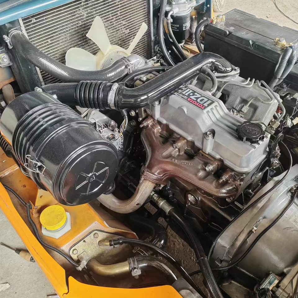 TOYOTA FD30 - رافعة شوكية ديزل: صور 4 TOYOTA FD30 - رافعة شوكية ديزل: صور 4