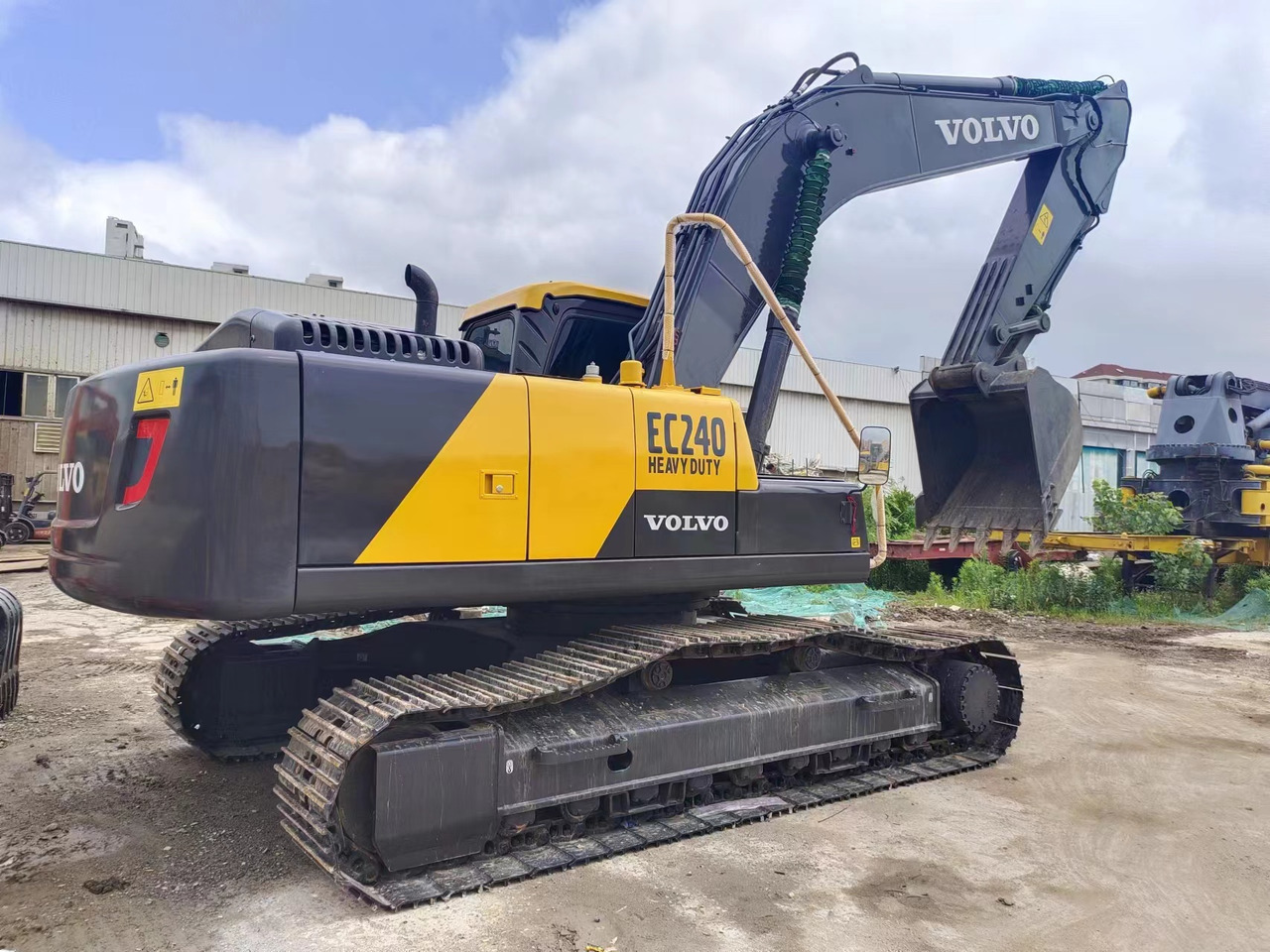 VOLVO EC240 - حفارات زحافة: صور 2 VOLVO EC240 - حفارات زحافة: صور 2