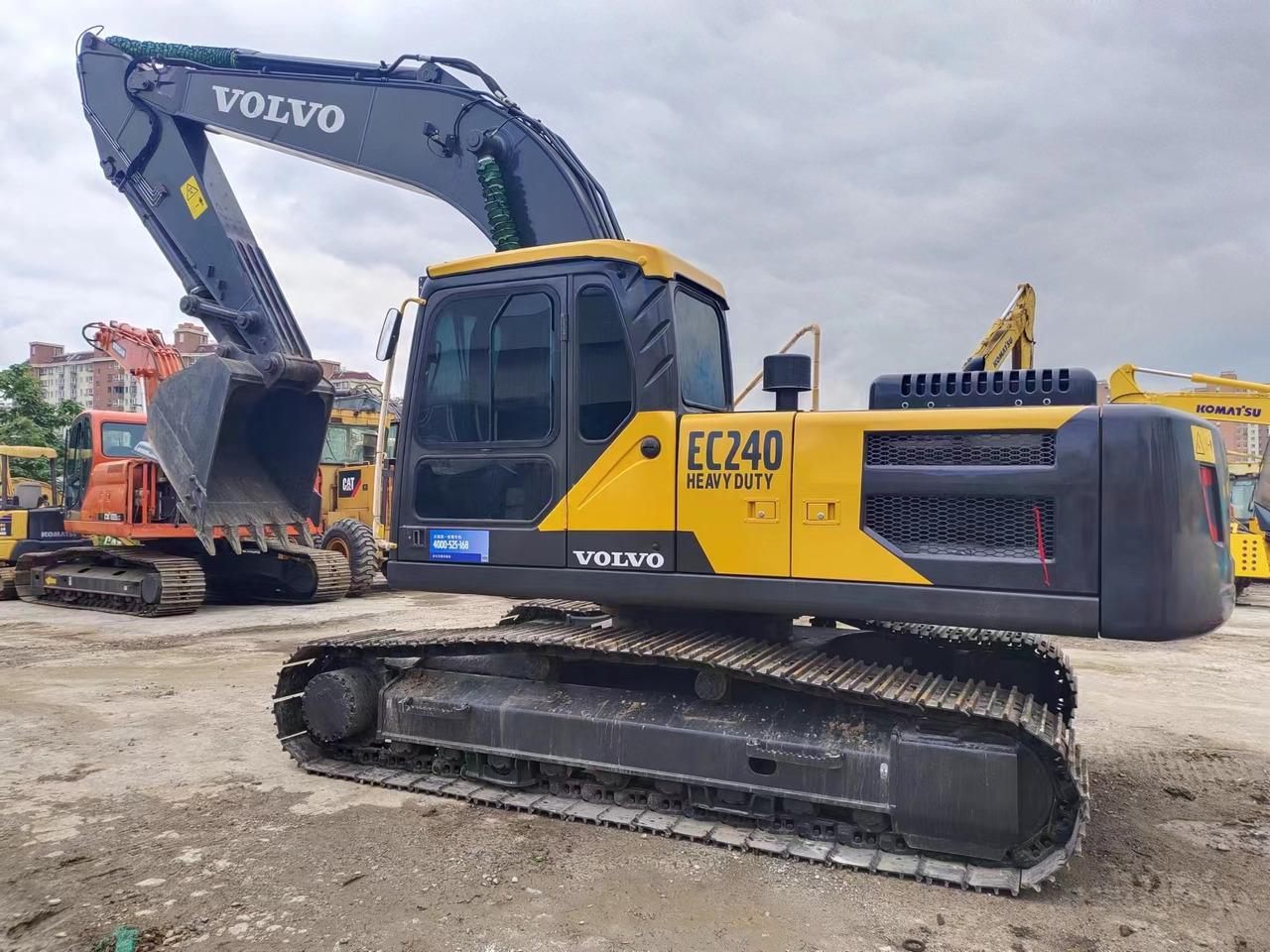 VOLVO EC240 - حفارات زحافة: صور 1 VOLVO EC240 - حفارات زحافة: صور 1