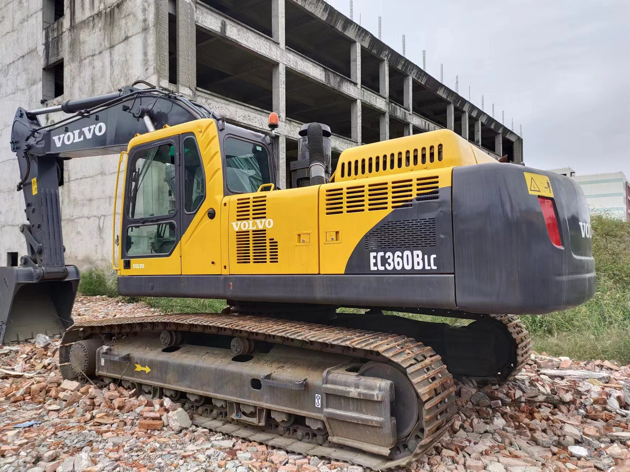VOLVO EC360 - حفارات زحافة: صور 2 VOLVO EC360 - حفارات زحافة: صور 2