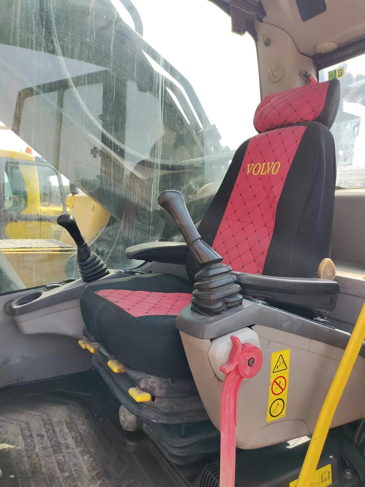 VOLVO EC480DL - حفارات زحافة: صور 5 VOLVO EC480DL - حفارات زحافة: صور 5