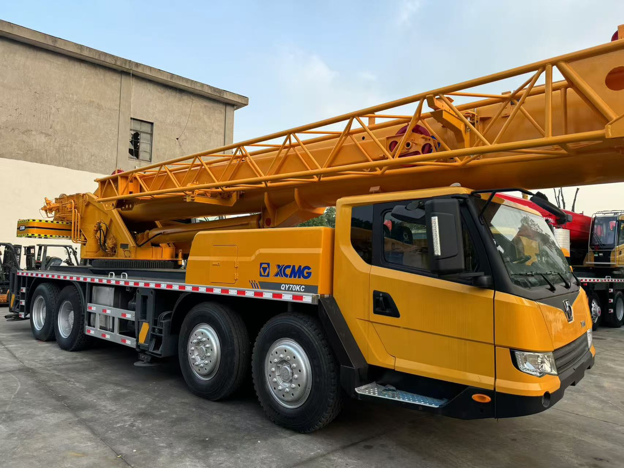 XCMG QY70K - موبايل كرين: صور 3 XCMG QY70K - موبايل كرين: صور 3