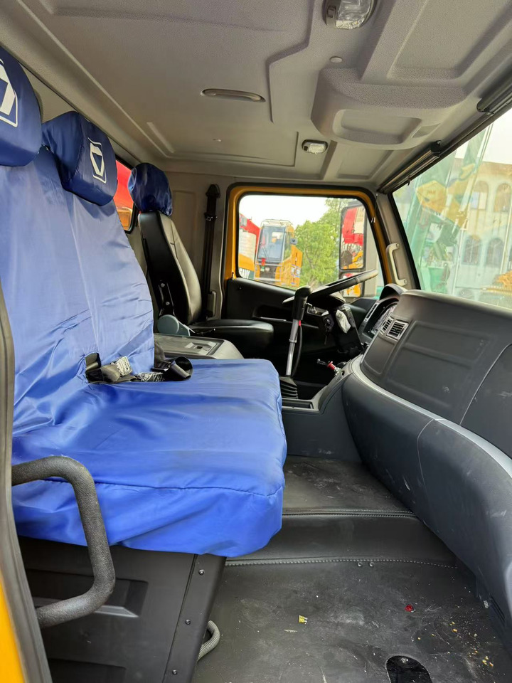 XCMG QY70K - موبايل كرين: صور 4 XCMG QY70K - موبايل كرين: صور 4