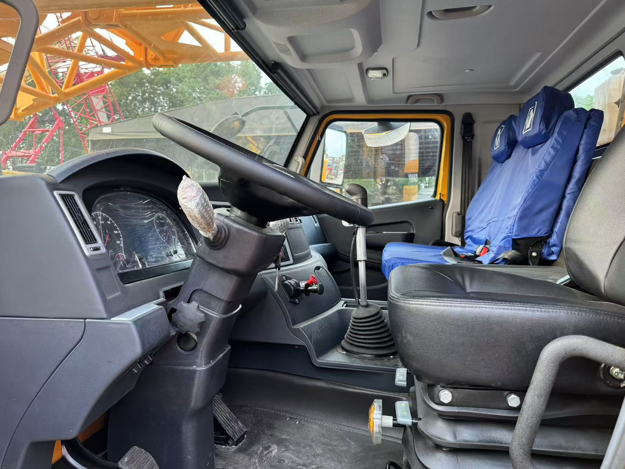 XCMG QY70K - موبايل كرين: صور 5 XCMG QY70K - موبايل كرين: صور 5