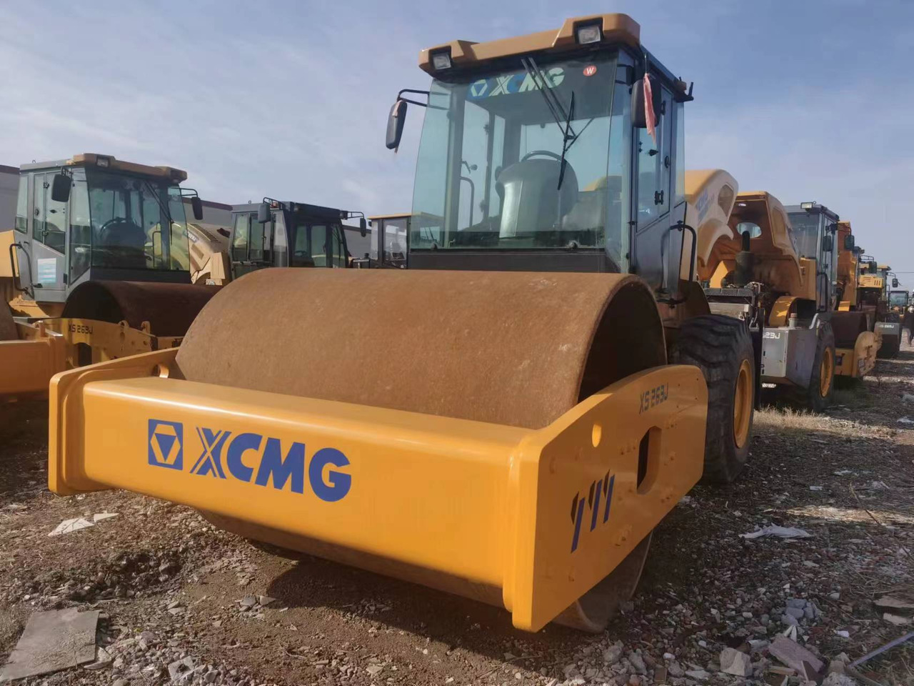 XCMG XS-263J - مدماج: صور 4 XCMG XS-263J - مدماج: صور 4