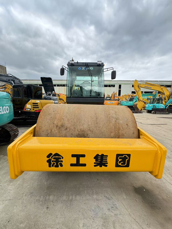 XCMG XS222J - مدماج: صور 4 XCMG XS222J - مدماج: صور 4