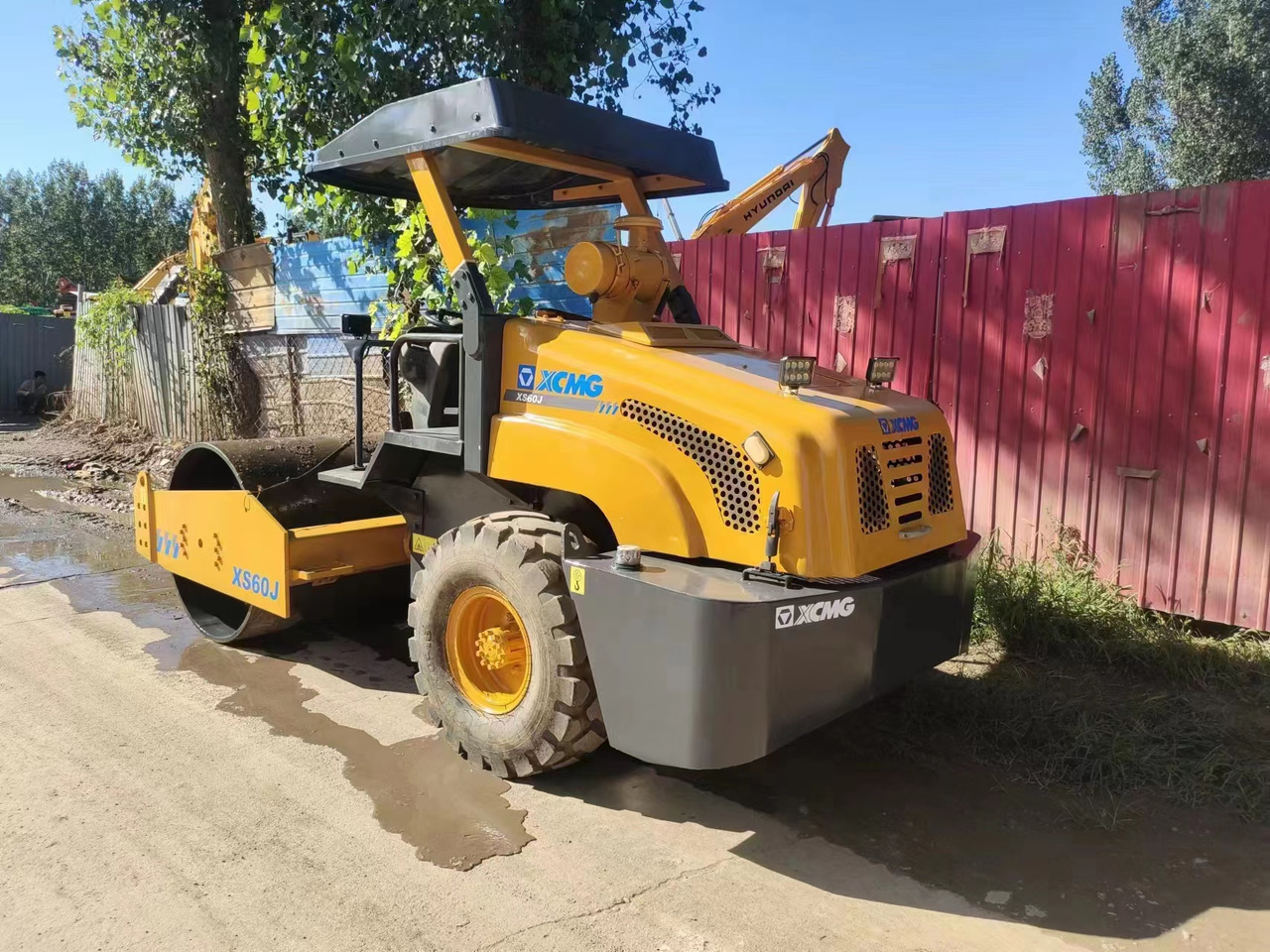 XCMG XS60J - مدماج: صور 1 XCMG XS60J - مدماج: صور 1