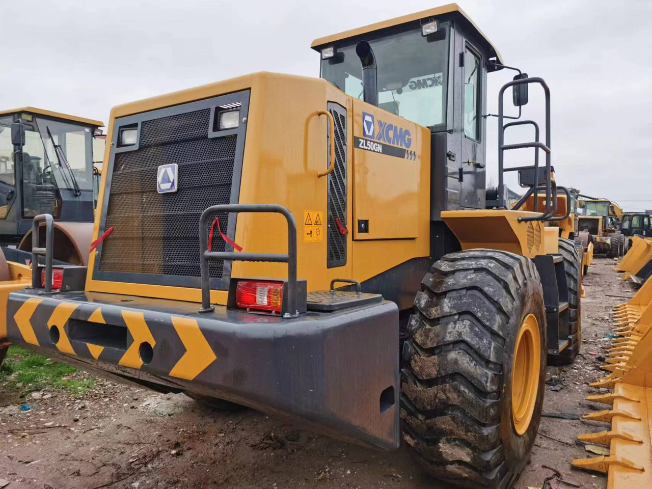 XCMG ZL50GN - اللودر بعجل: صور 1 XCMG ZL50GN - اللودر بعجل: صور 1