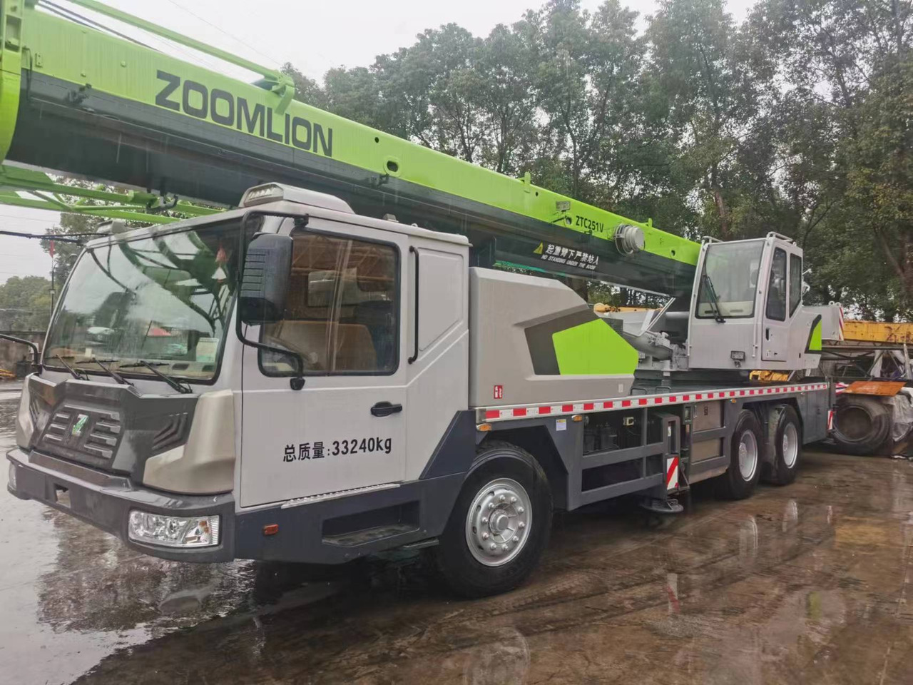 ZOOMLION ZTC251V - موبايل كرين: صور 4 ZOOMLION ZTC251V - موبايل كرين: صور 4