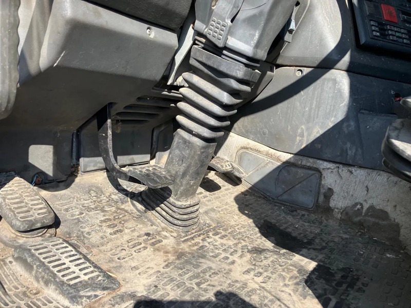 Iveco Eurostar 440.42 Tractor unit - شاحنة جرار: صور 5 Iveco Eurostar 440.42 Tractor unit - شاحنة جرار: صور 5