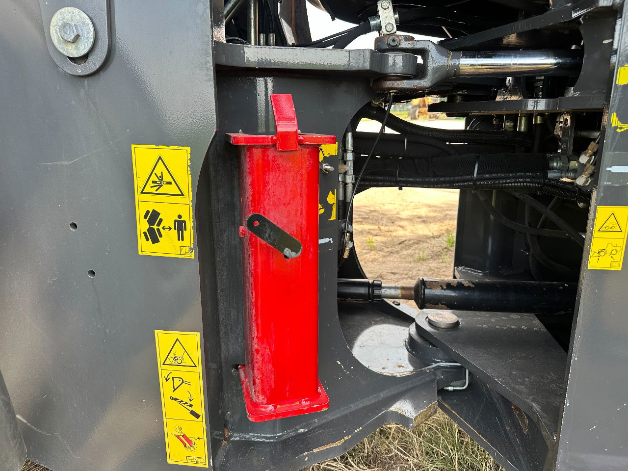 اللودر بعجل Case 721G: صور 17 اللودر بعجل Case 721G: صور 17