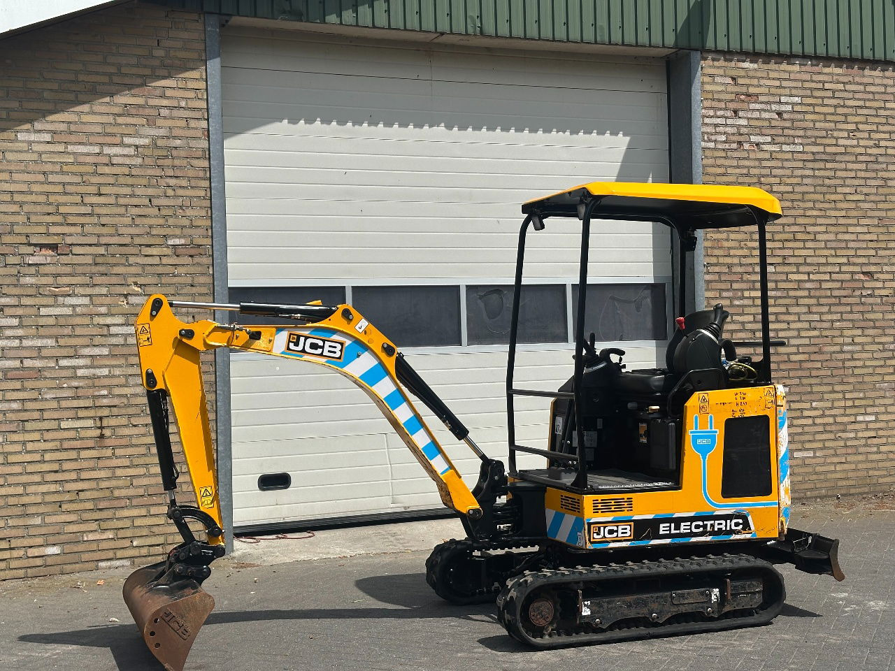 JCB 19c-1 E 100 elektrisch - حفارة مصغرة: صور 1 JCB 19c-1 E 100 elektrisch - حفارة مصغرة: صور 1