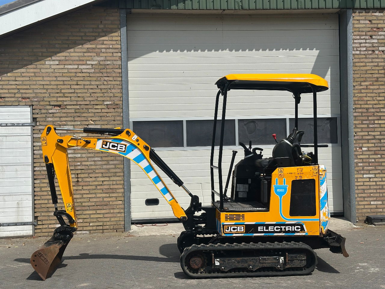 JCB 19c-1 E 100 elektrisch - حفارة مصغرة: صور 2 JCB 19c-1 E 100 elektrisch - حفارة مصغرة: صور 2