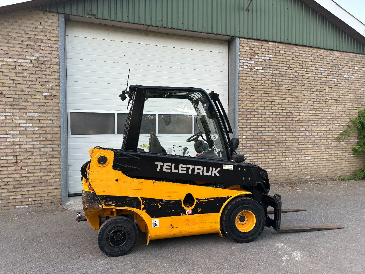 JCB TLT 2,5D - رافعة شوكية: صور 3 JCB TLT 2,5D - رافعة شوكية: صور 3