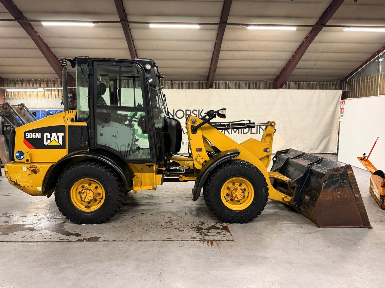 Cat 906M High Flow, 40 km/t med skuff og plog # TIL LEIE# - اللودر بعجل: صور 5 Cat 906M High Flow, 40 km/t med skuff og plog # TIL LEIE# - اللودر بعجل: صور 5